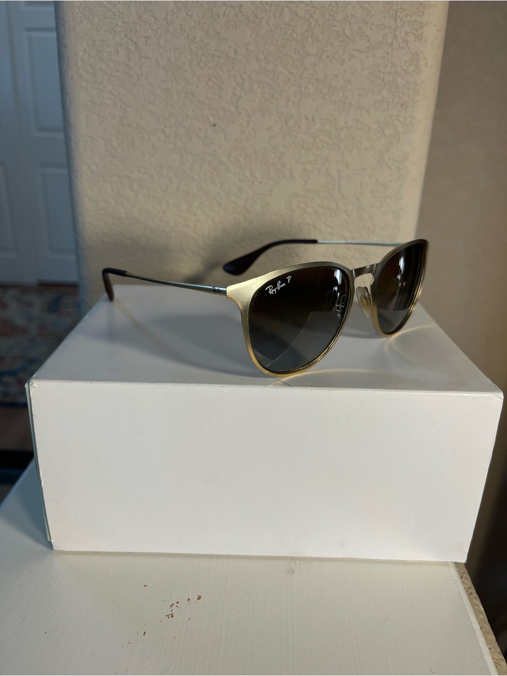 Ray-Ban Women's Two-Tone Black and Gold Sunglasses with Brown Gradient Lenses - Picture 2 of 6
